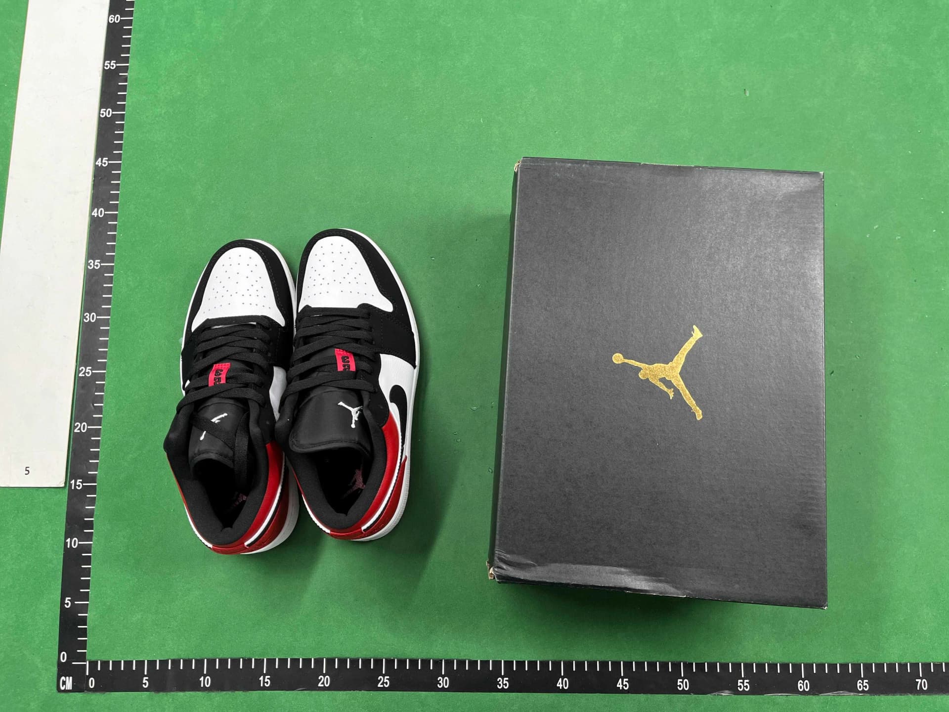Jordan 1 Low — product from Weidian, photo 2 of 4