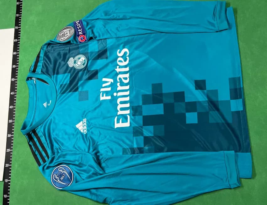 RealMadri retro 2017 18 long third — Jerseys from Taobao