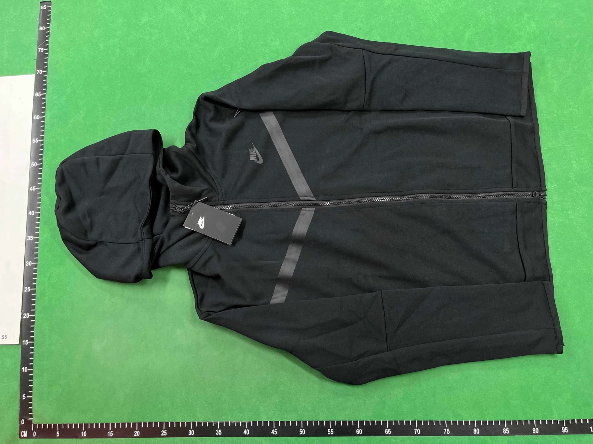 NIKE TECH TOP! — Zipper from Weidian, photo 2 of 3