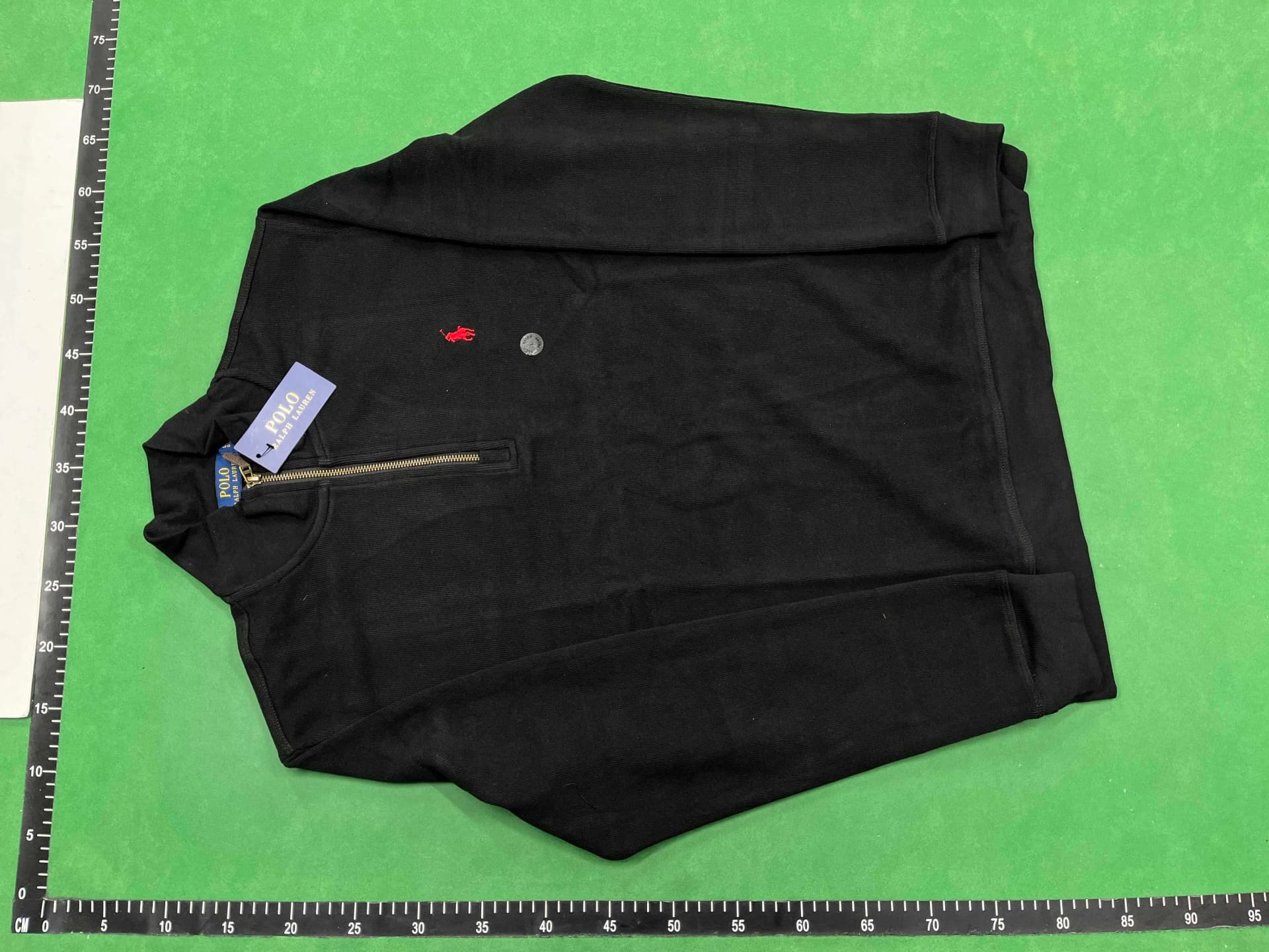 LACOSTE SWEATER — product from Taobao, photo 8 of 8