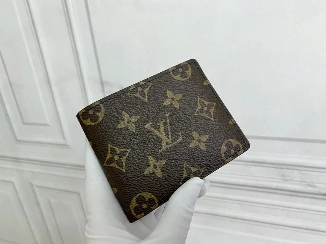 Lv wallet from Weidian