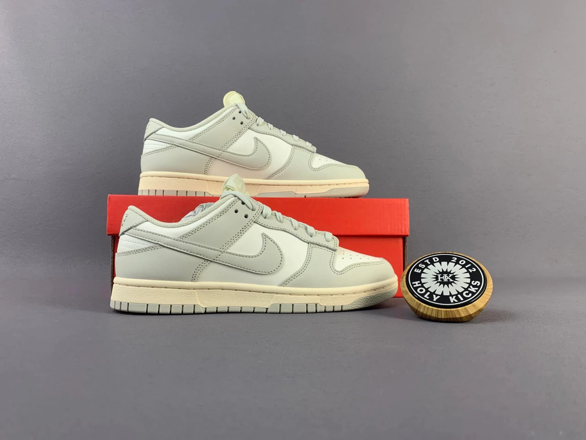 DUNK LOW SAIL/LIGHT BONE CASHMERE VOILE — Shoes from Weidian