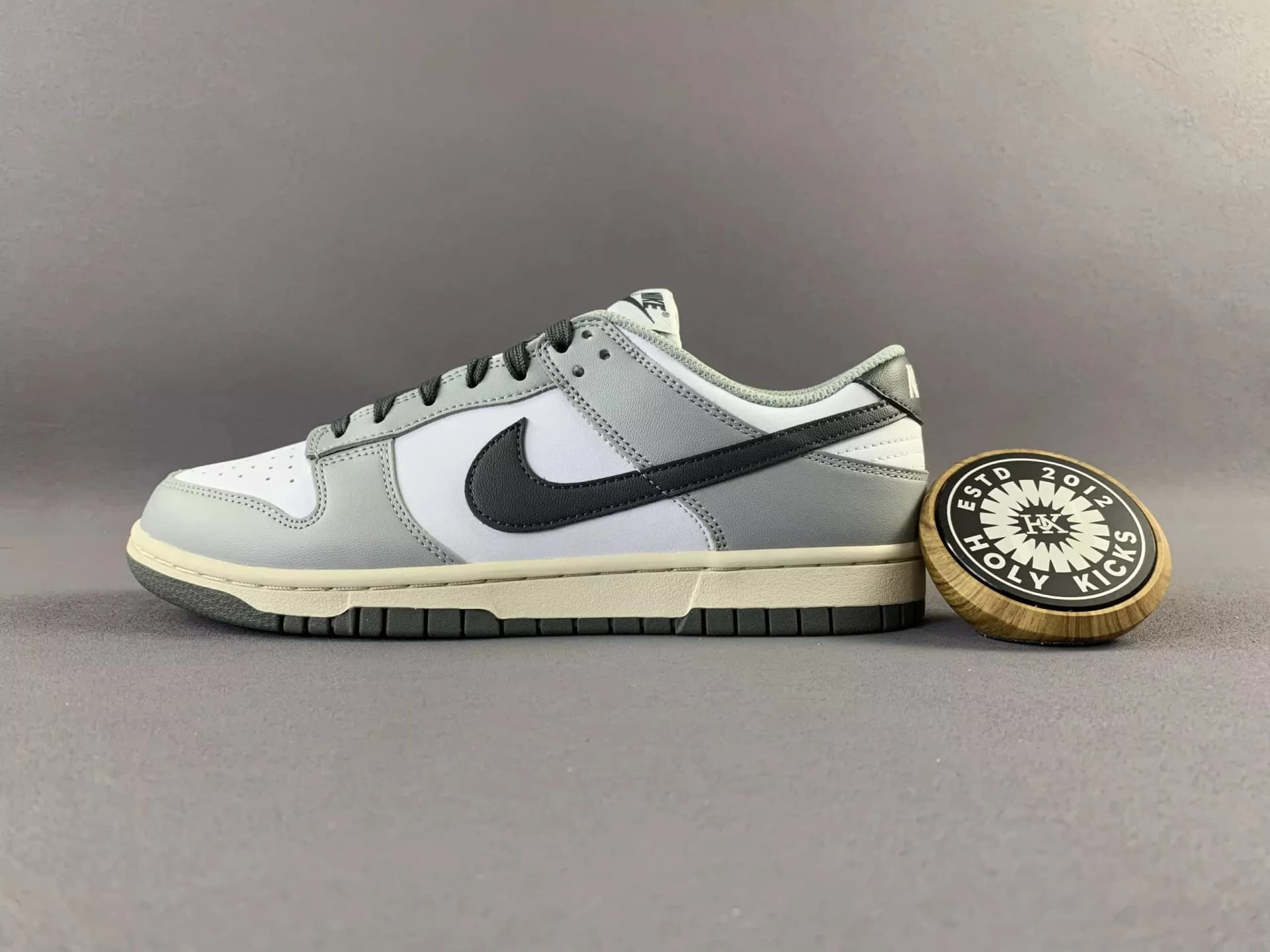 Dunk Low Light Smoke Grey — Shoes from Weidian