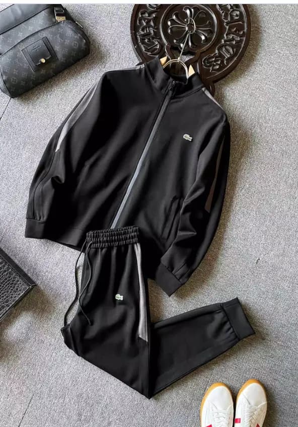 Lacoste tracksuit — product from Weidian, photo 2 of 6