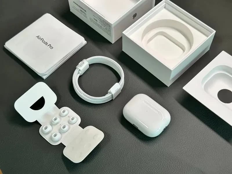 AIRPODS PRO 2 USB C *1:1* — Accessories from Weidian
