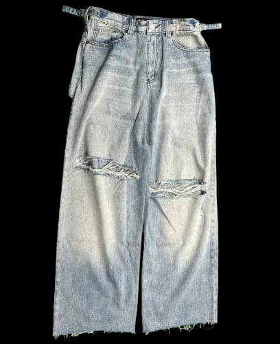 BALENCIAGA WASHED BLUE JEANS — Pants from Taobao
