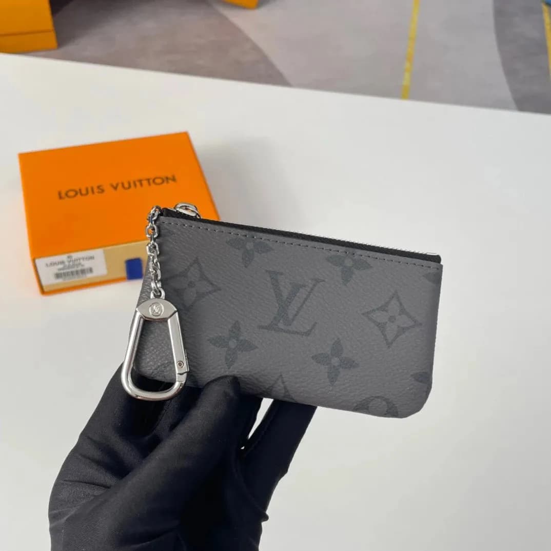LV KEY CASE — Accessories from Weidian