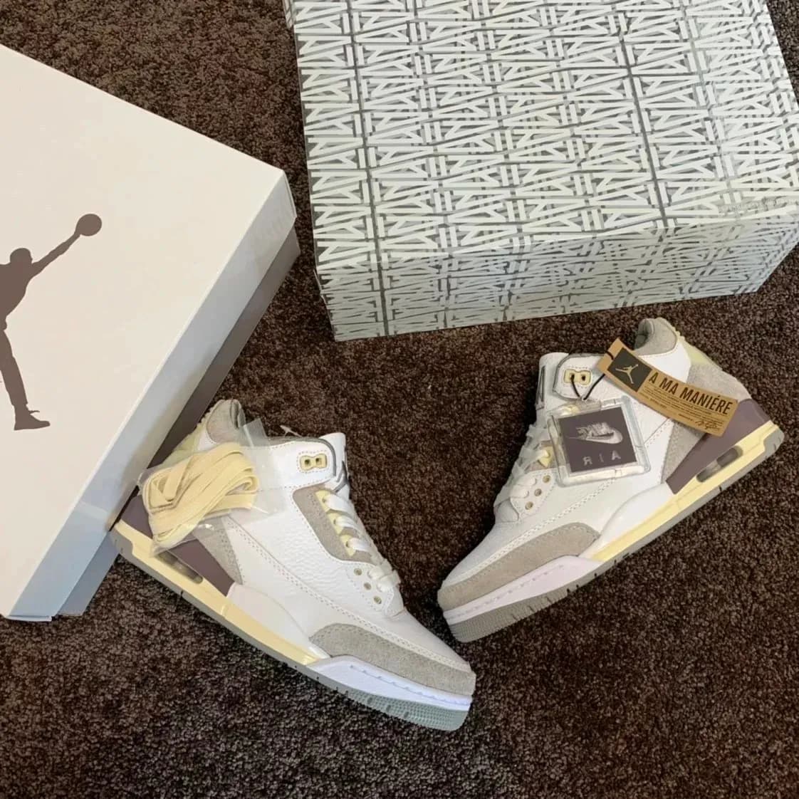 JORDAN 3 — Shoes from 1688