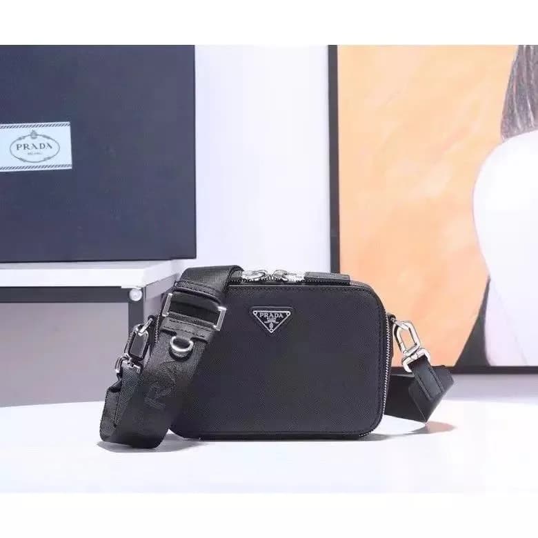 Prada SHOULDER BAG — Accessories from Weidian