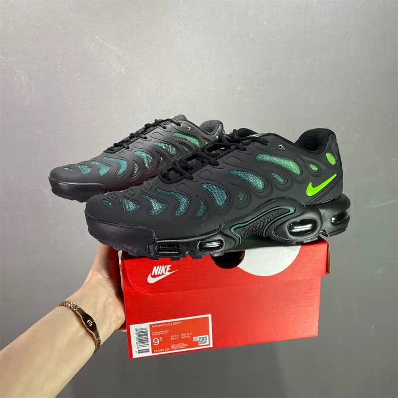 Nike Air TN Plus Drift — Shoes from Weidian