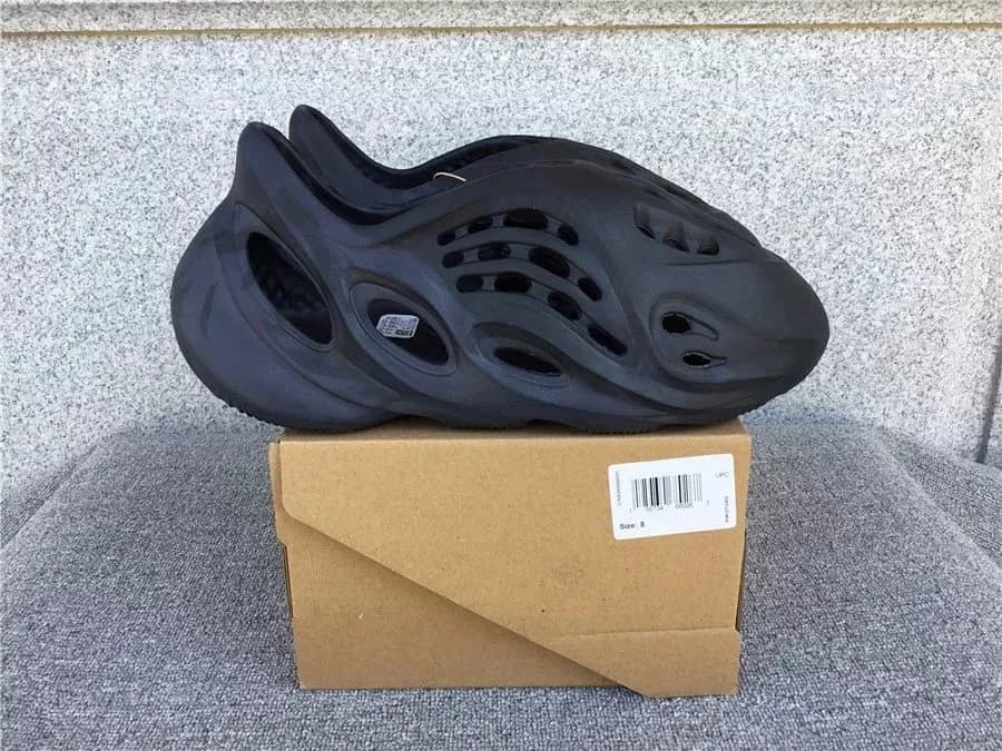 Yeezy Foam Runner — Shoes from Weidian