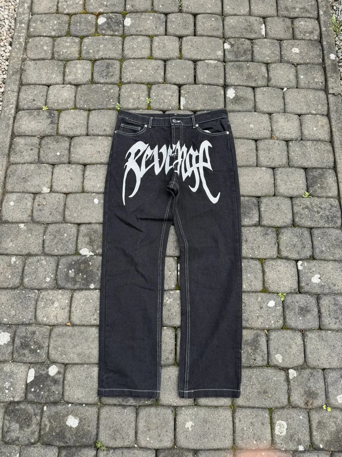 Revenge Jeans — product from Taobao, photo 2 of 4