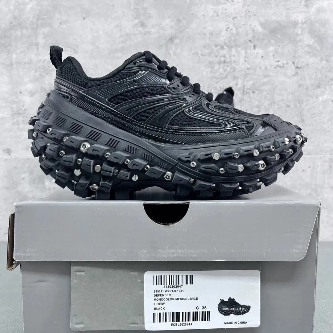 Balenciaga defenders — Shoes from Weidian