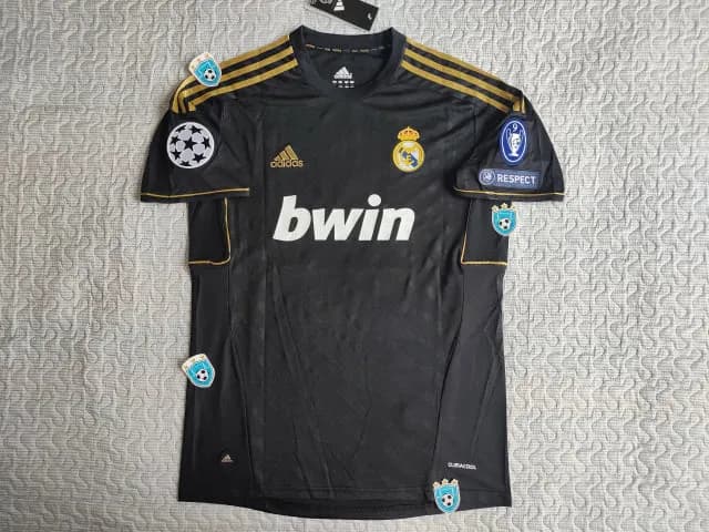 Real Madrid 2011/12 Cl 2nd Kit — T-Shirts from Taobao