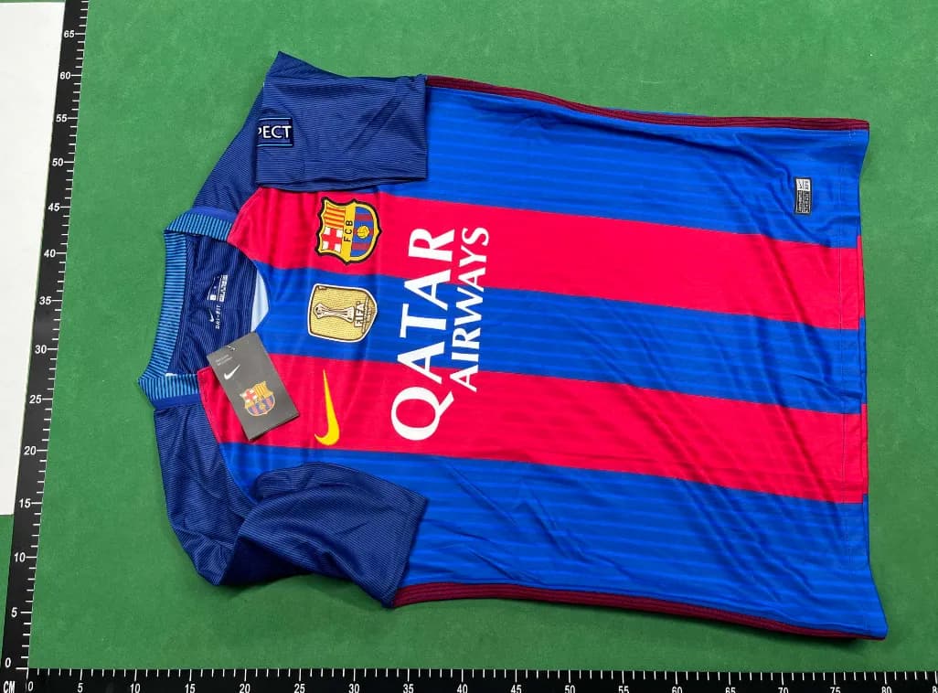 Barcelona retro kit 2016 2017 — Jerseys from Taobao, photo 2 of 2