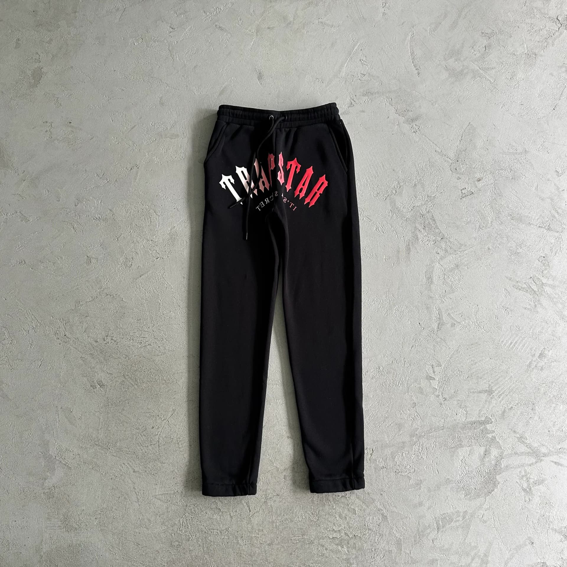 Trapstar tracksuit gradiant red — Tracksuits from Weidian, photo 2 of 2