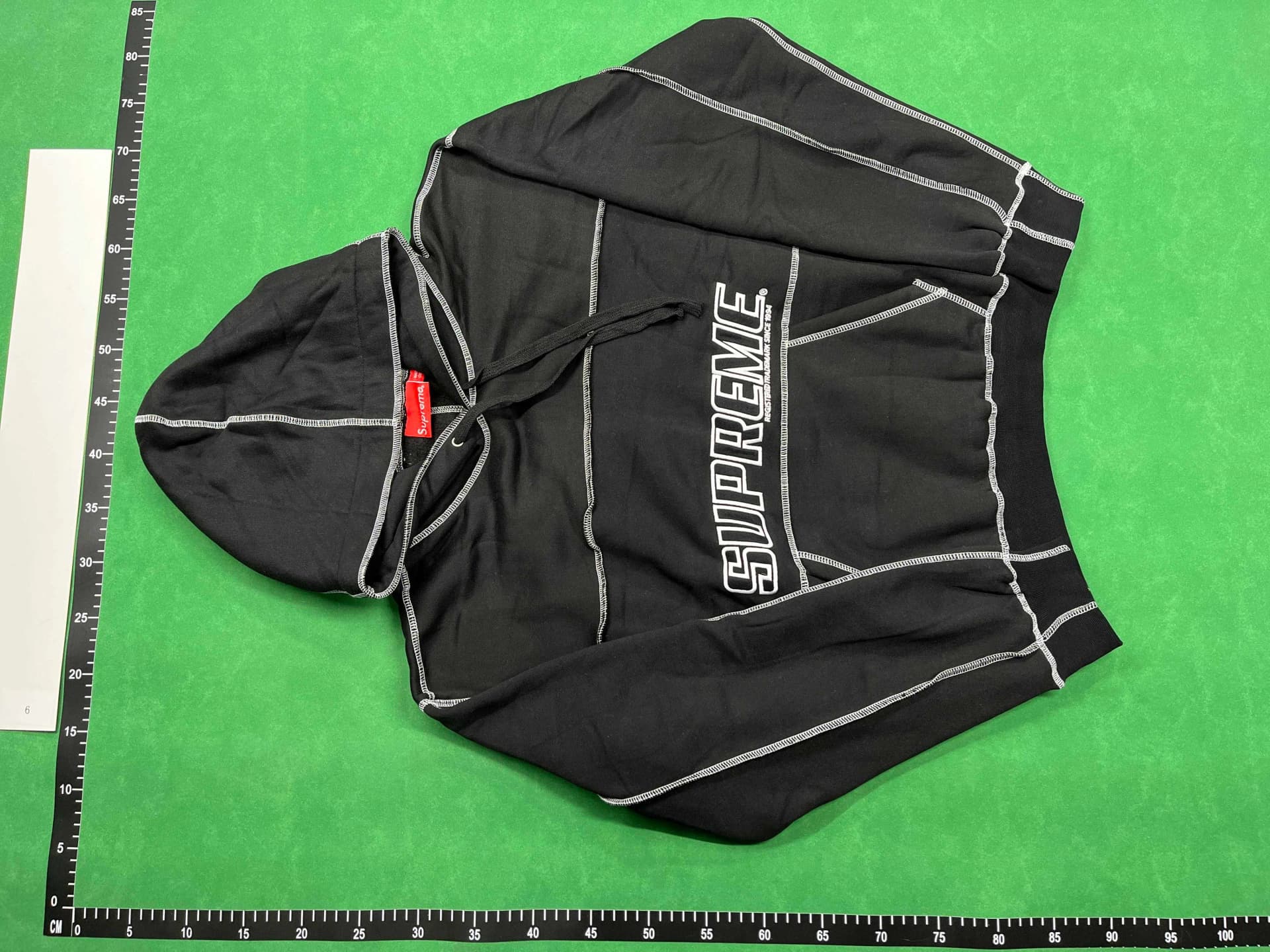 Supreme Tracksuit — product from Taobao, photo 2 of 3