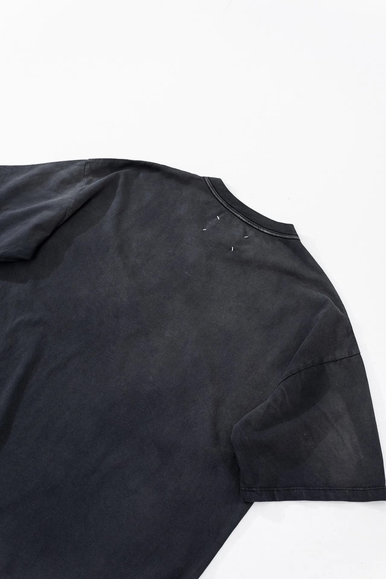 MAISON MARGIELA EMBROIDERED WASH T SHIRT — T-Shirts from Weidian, photo 2 of 2