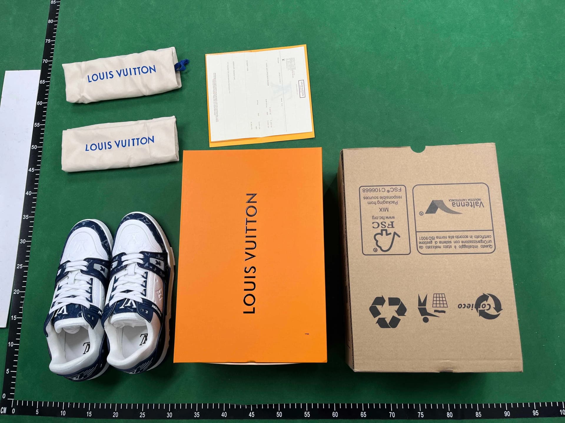 budget lv trainers — Shoes from 1688, photo 2 of 2