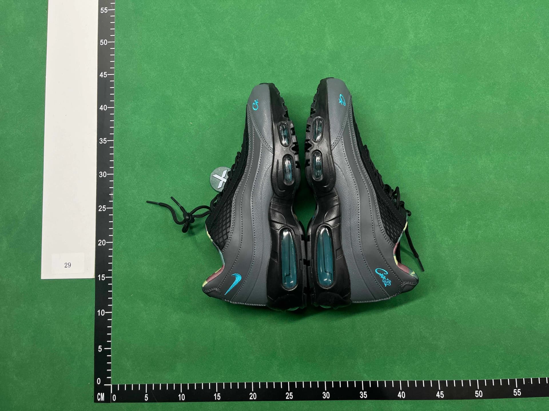 corteiz 95s — product from Taobao, photo 2 of 8