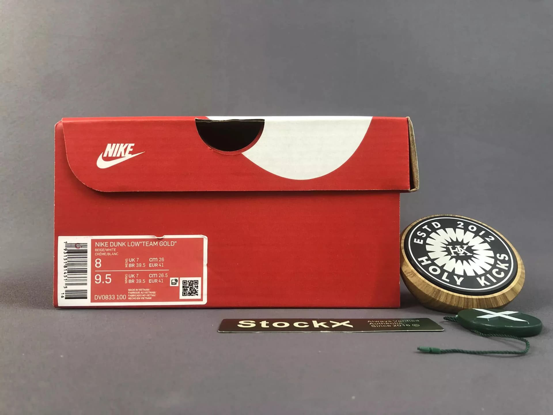 Dunk Low Team Gold — Shoes from Weidian, photo 2 of 2