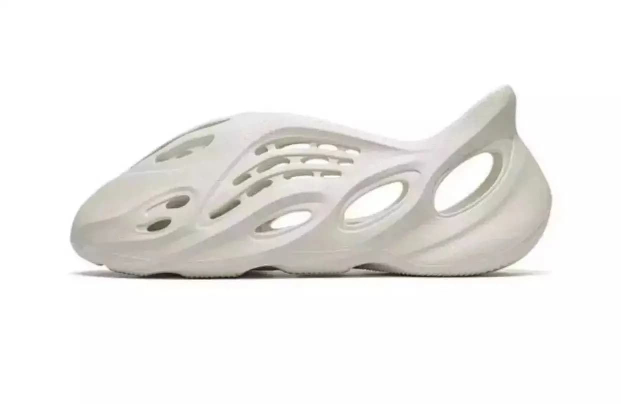 YEEZY FOAM RUNNER — Shoes from Weidian, photo 2 of 2