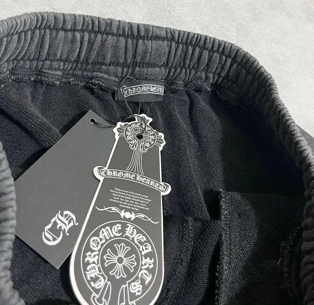 Chrome har shorts high quality — Pants from Weidian, photo 2 of 2