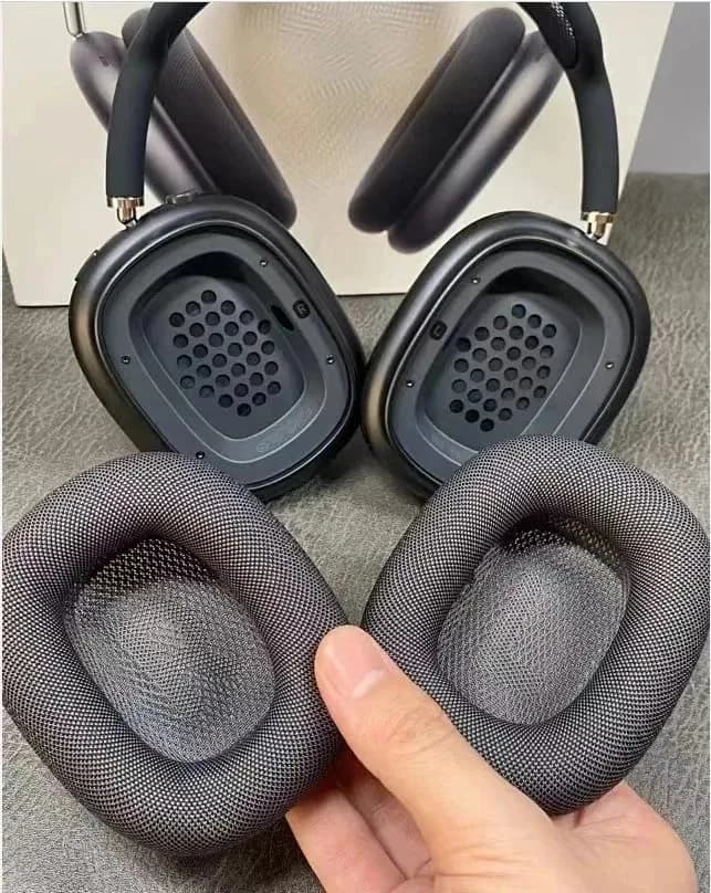 Airpods Max Black with noise cancellation — Accessories from Weidian, photo 2 of 2