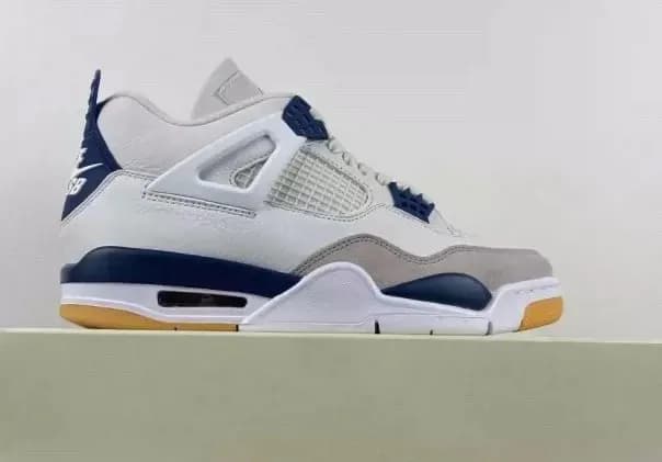 SB x AJ4 Retro SP Navy shoes sneakers aj4 94 — T-Shirts from Weidian