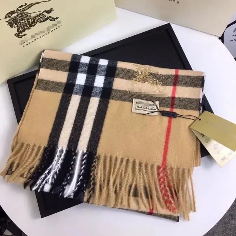 Fashion Scarf — clothing from Weidian