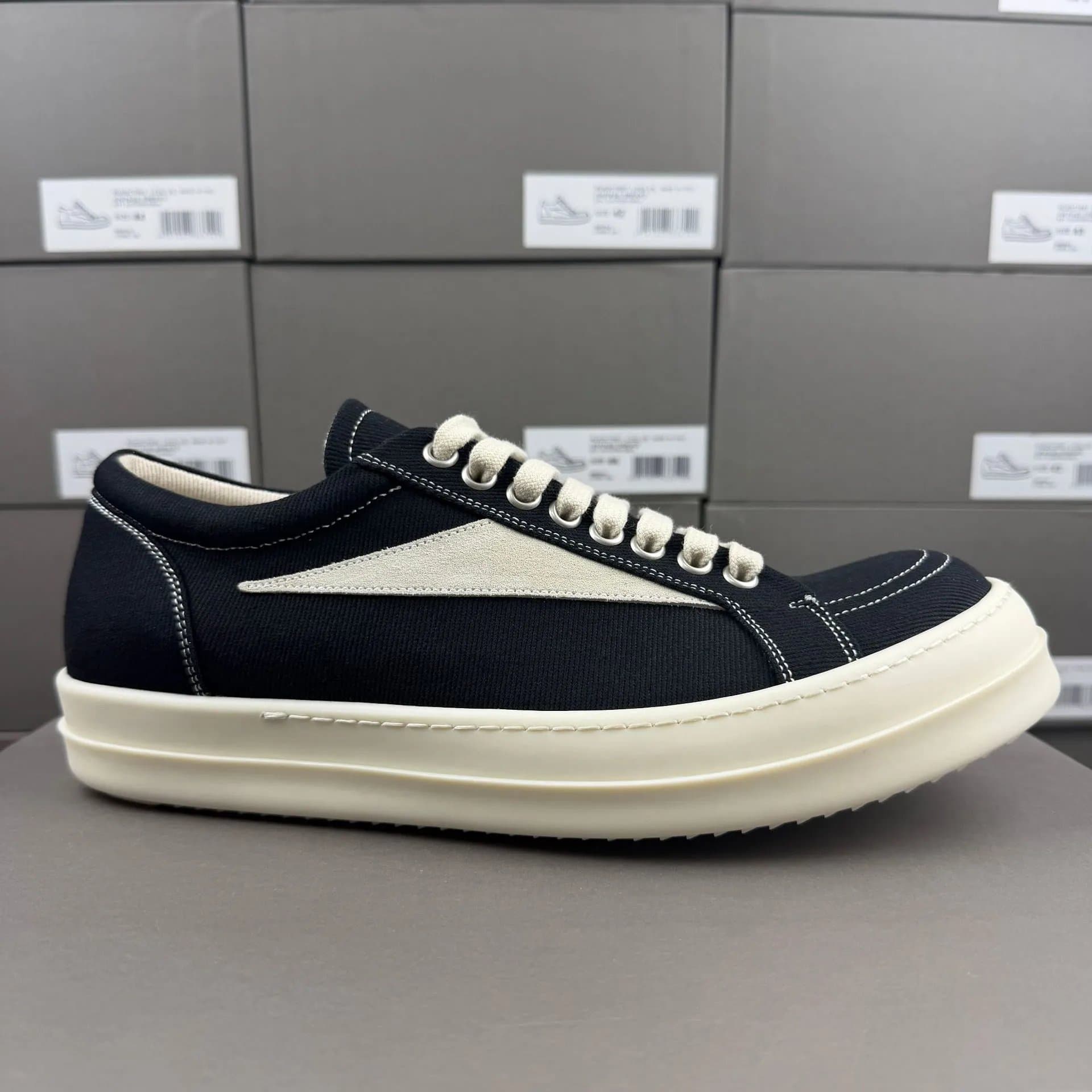 Classic Triangle Logo Canvas Shoes — shoes from Weidian