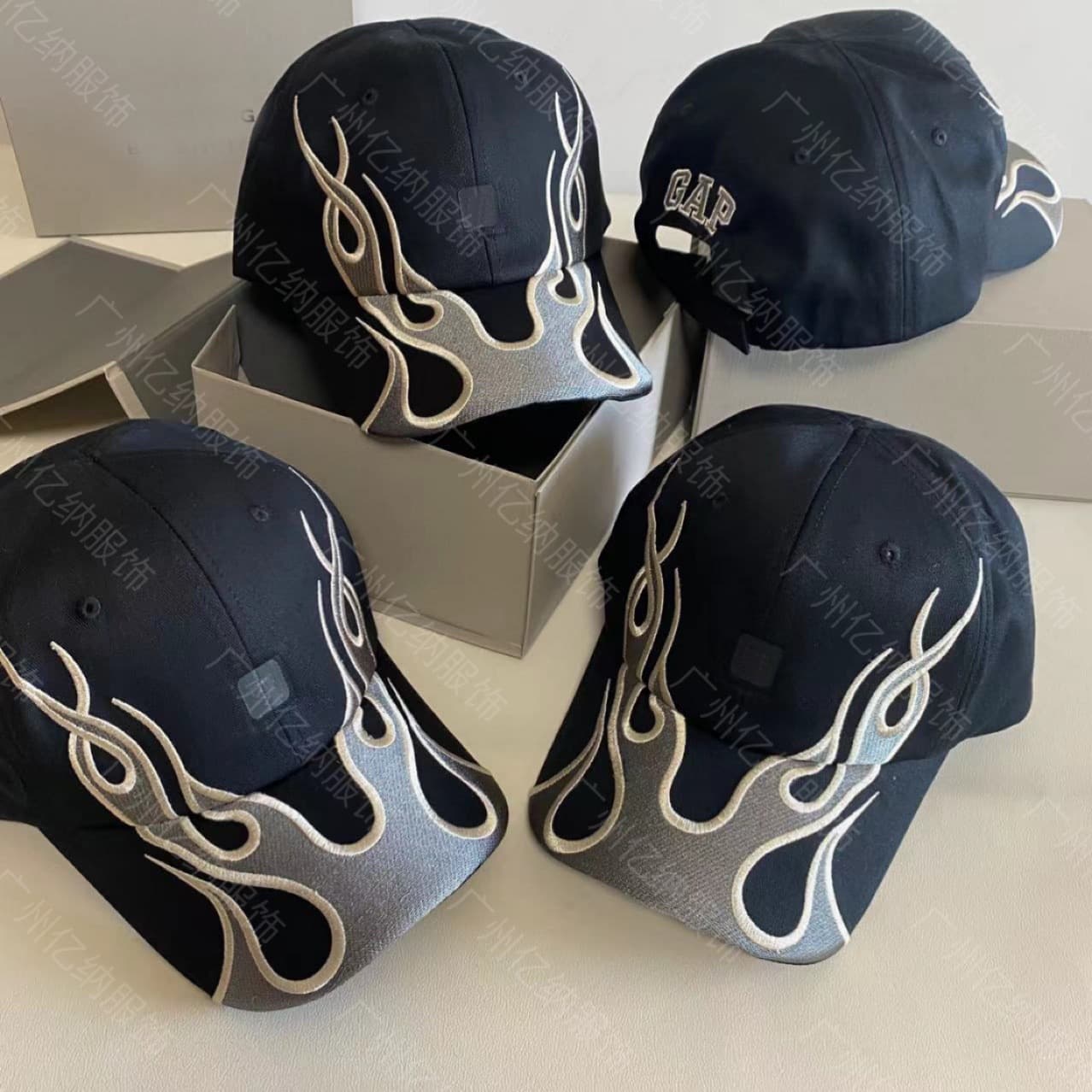 Spot Kanye three party joint embroidered flame hat high street men and women trendy brand ins baseball cap curved brim duckbill cap from 1688