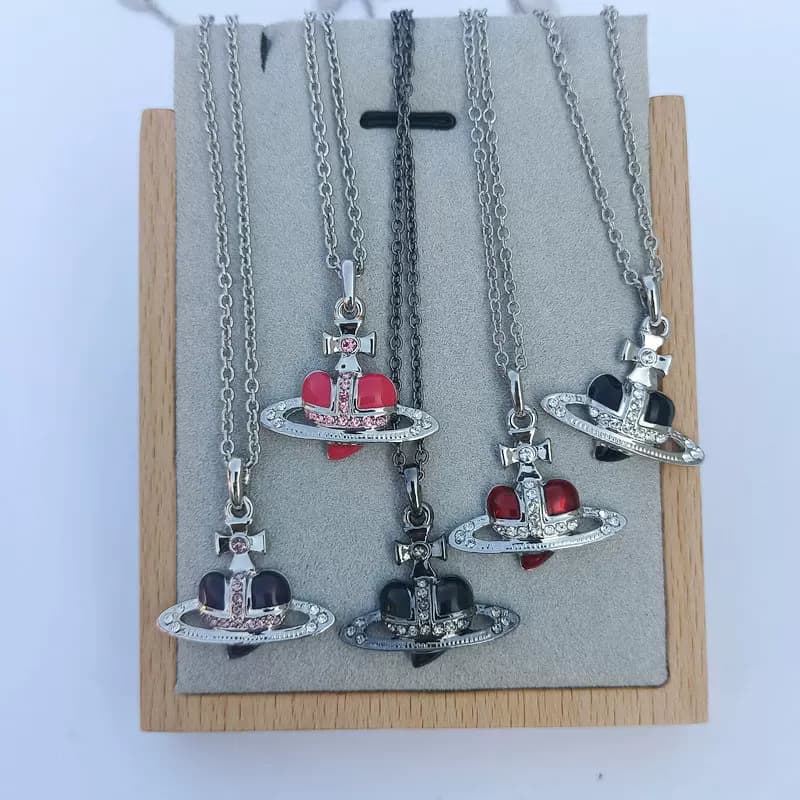 Vivienne Westwood necklace #2 — product from Taobao, photo 3 of 3