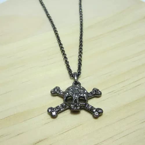 Titanium black full diamond small skull double bone Saturn necklace B8103 from Taobao