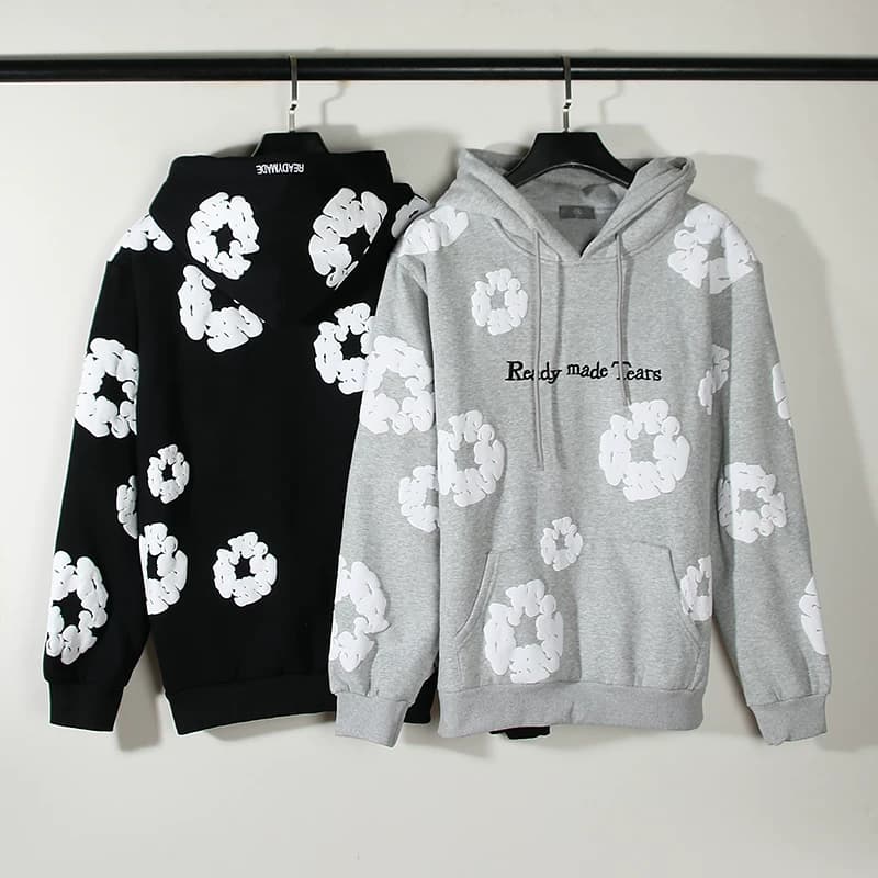 2024 American high street style foamed kapok embroidered English letters graffiti hooded sweatshirt for men and women couples jacket from Taobao