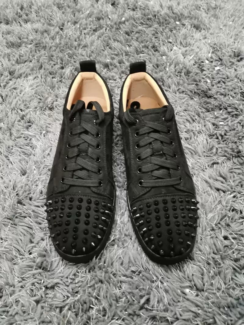Louboutin Spike Sneaker — product from Taobao, photo 4 of 4