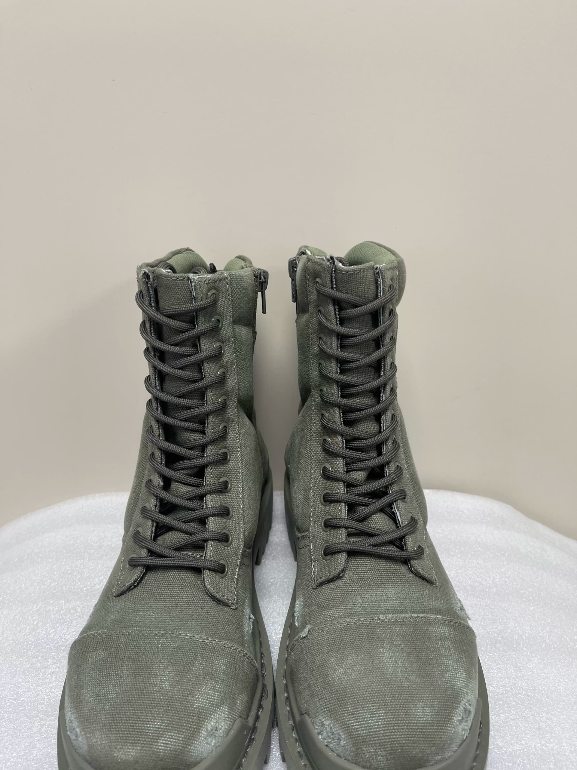 2022 Big Toe Derby Shoes Retro Old Martin Boots Motorcycle Thick Bottom Heightening Ankle Boots Workwear Trendy Boots — product from Taobao, photo 1 of 1