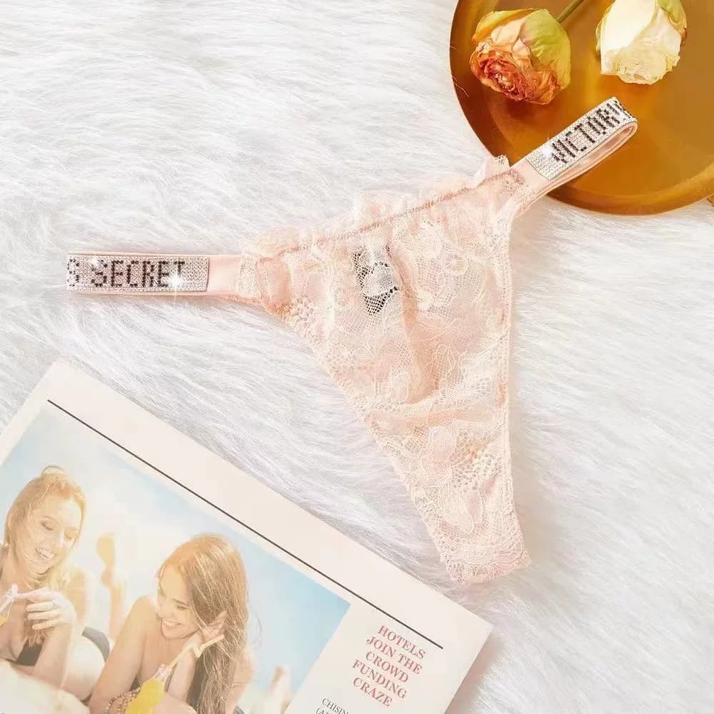 Weivs mi classic underwear high waist rhinestone lace briefs T back Internet hot outer midriff outfit Weiduo — product from Taobao, photo 1 of 1