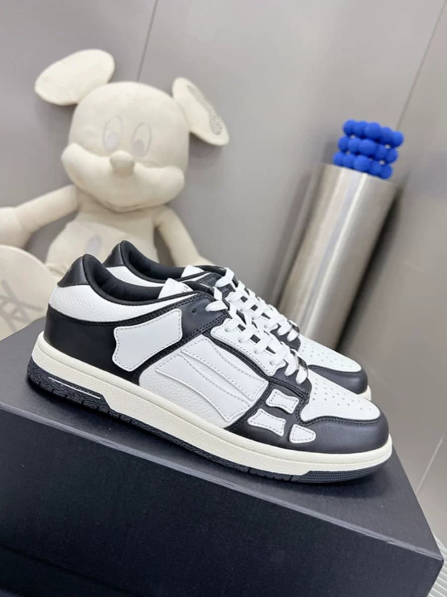 Fashion men's shoes black and white bone shoes couple genuine leather breathable summer flat shoes Yang Mi Wang Yibo sports casual shoes — product from Taobao, photo 1 of 1