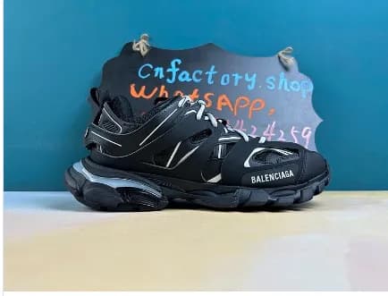 Balen Track Black LED — Shoes from Weidian, photo 1 of 2