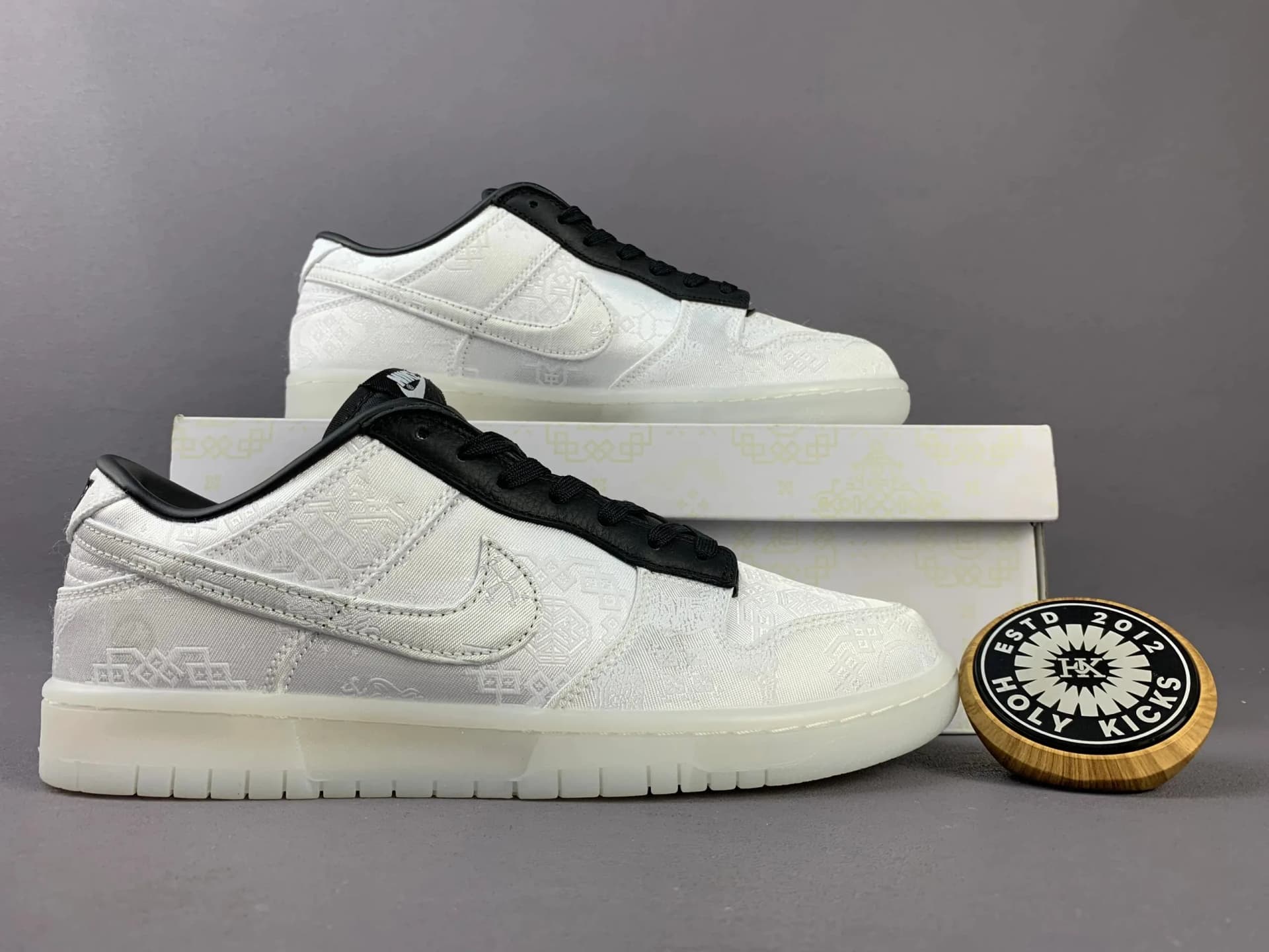 DUNK LOW SP WHITE BLACK BLANC — Shoes from Weidian, photo 1 of 2