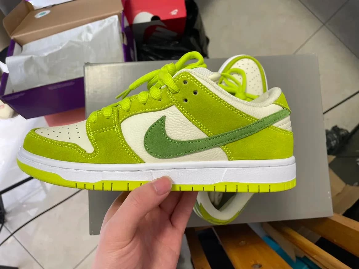 PK SB DUNKS running special 10 plus colorways — Shoes from Weidian, photo 1 of 2