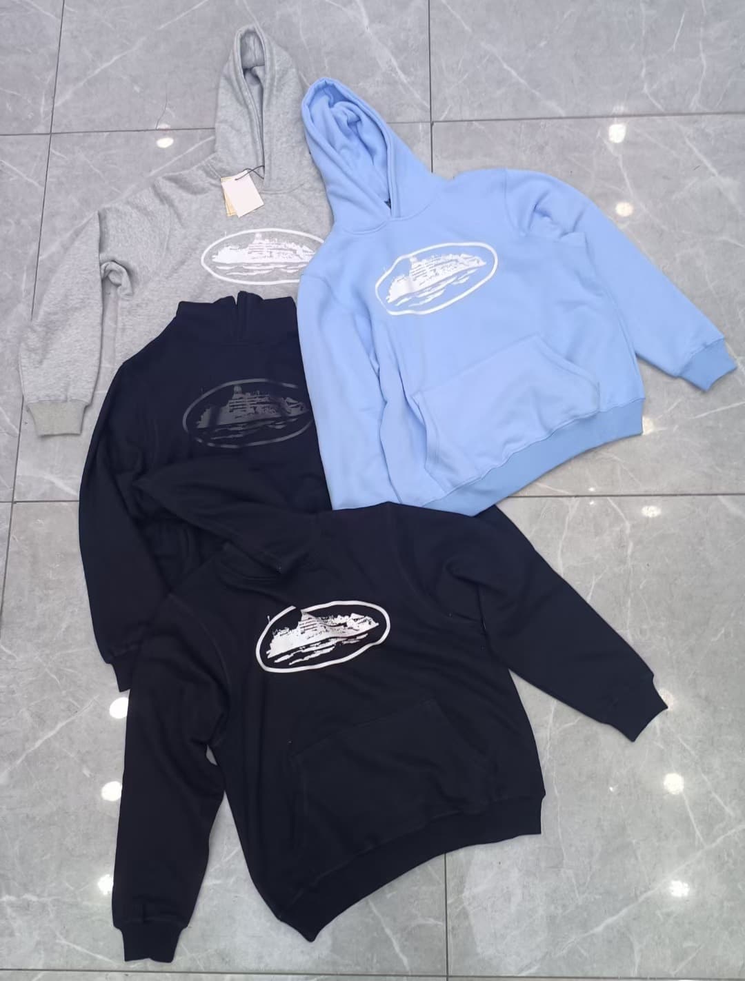 High quality trendy island print hooded sweatshirt casual sweatpants set from 1688