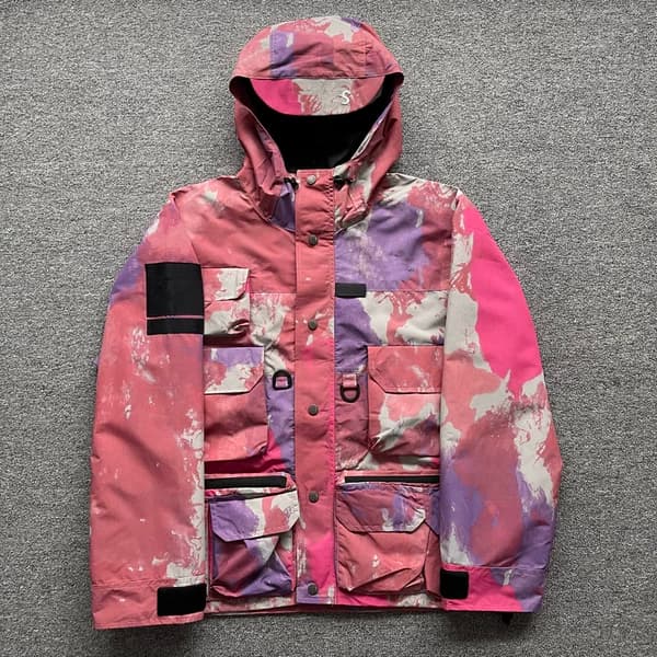 The North Face x Supreme — Jackets from Taobao, photo 1 of 1