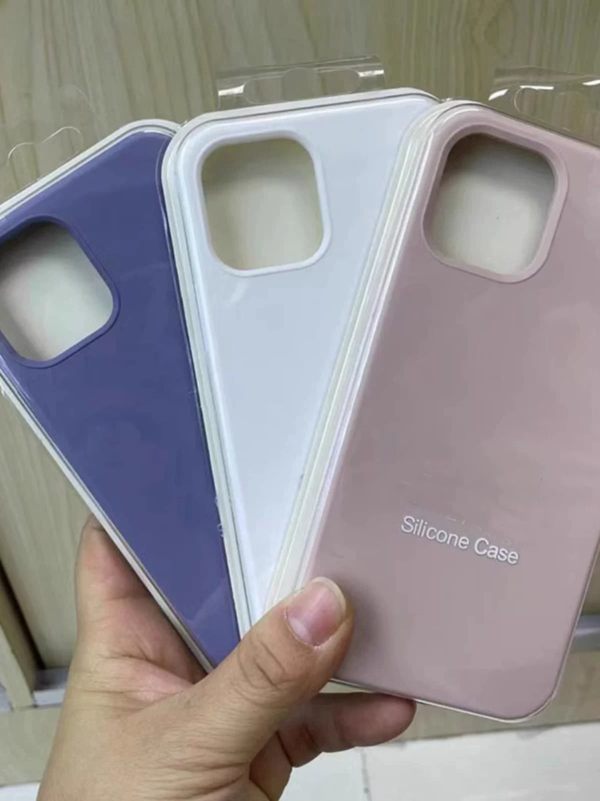 For iPhone 14 15 Pro Max Silicone Case iPhone 14 15 Plus 13 12 11 Pro Max XSMAX XR X 78plus Cover — product from Taobao, photo 1 of 1