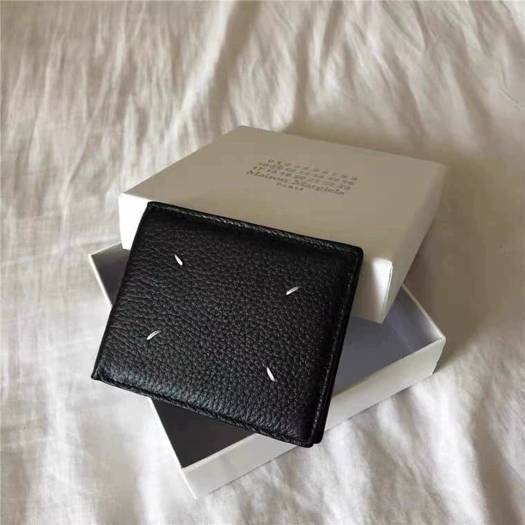 E1even7Margie style multi card slots lychee grain first layer cowhide folding wallet — product from Taobao, photo 1 of 1